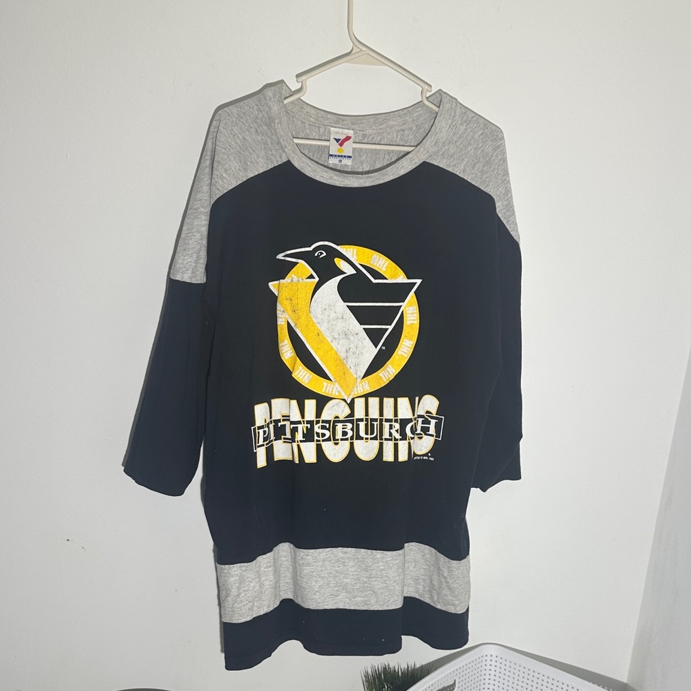Pittsburgh Penguins Women's Black and Gray Logo Sweater